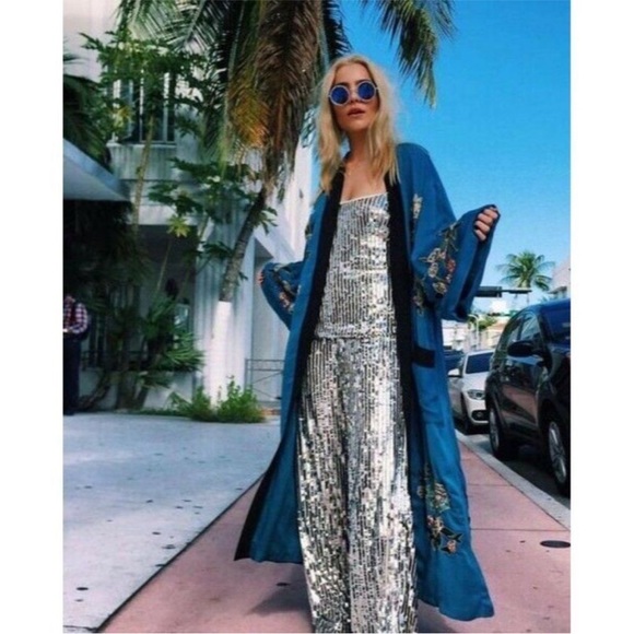 Silver Sequins Set - Picture 4 of 11